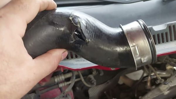 Mercedes-Benz C200 – Turbo Hose Burst
